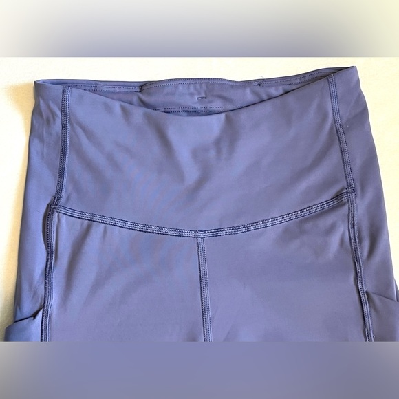 Athleta Lavender Ultimate Stash Pocket Capri Leggings Women’s Size XXS - Picture 12 of 16
